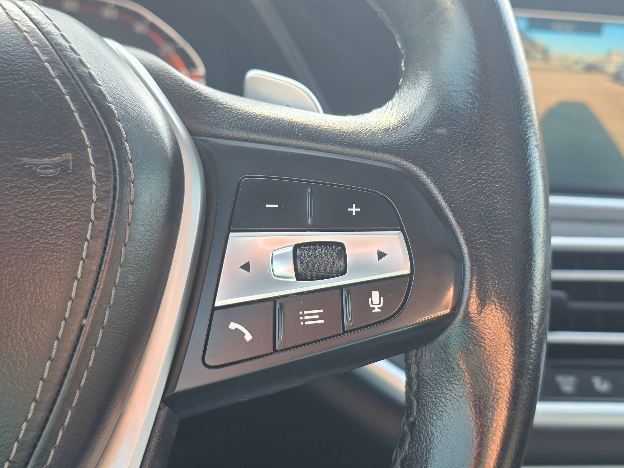 Used 2023 BMW X5 xDrive40i image 16