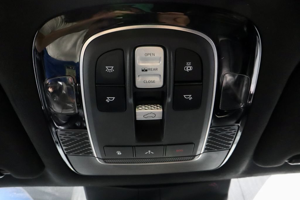 Used 2020 Hyundai Palisade Limited AWD/4WD image 33