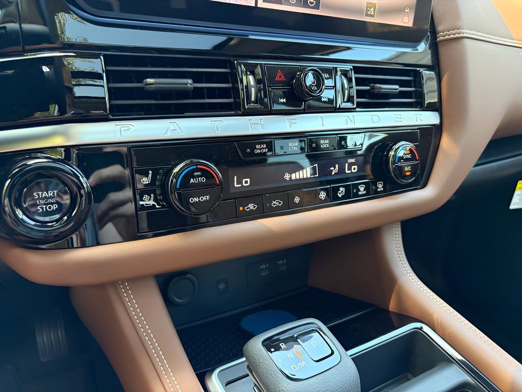 New 2026 Nissan Pathfinder Platinum AWD/4WD image 26