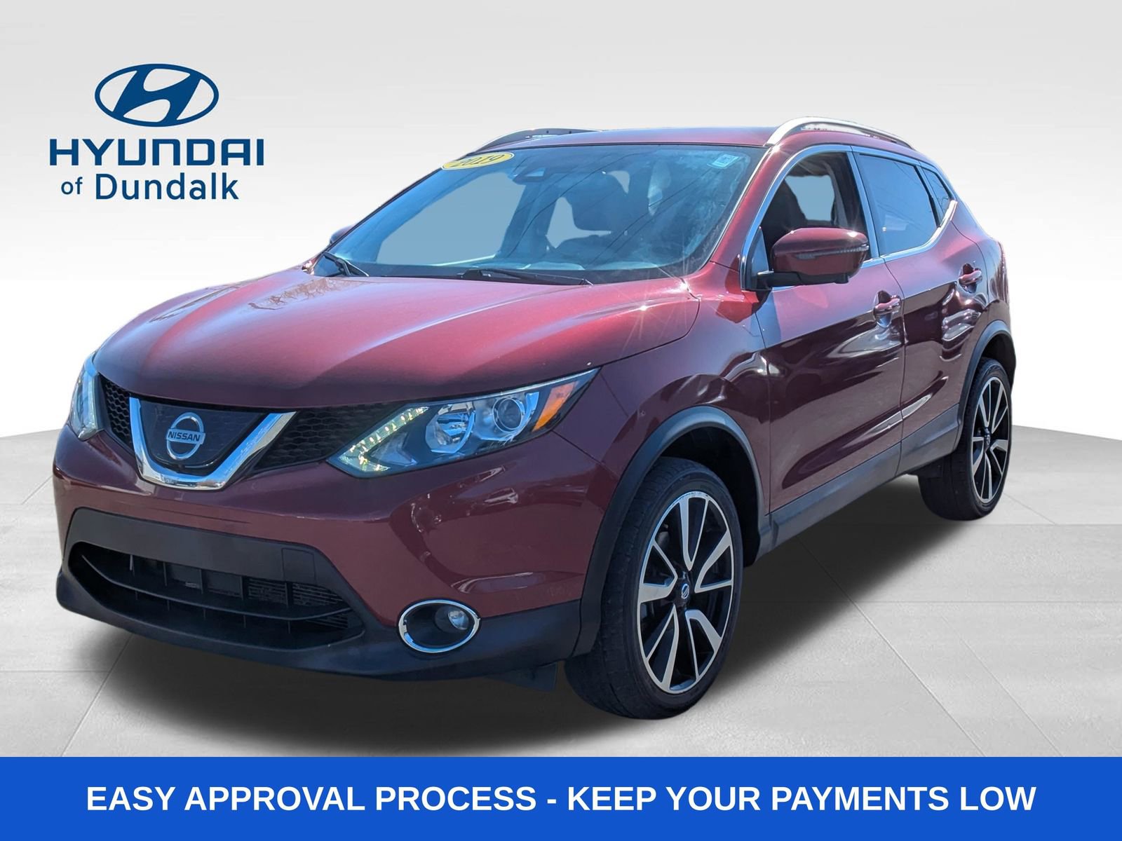 Used 2019 Nissan Rogue Sport SL FWD image 1
