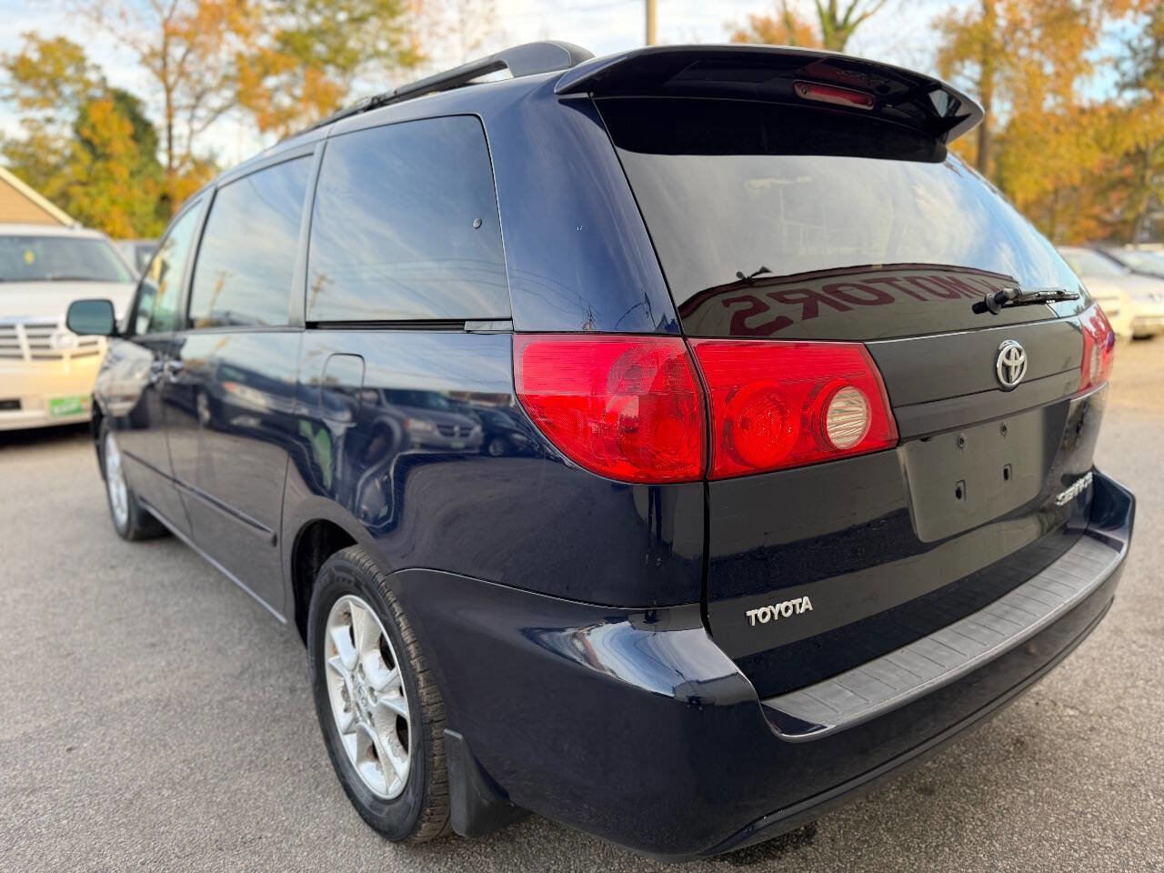 Used 2006 Toyota Sienna XLE Limited image 5