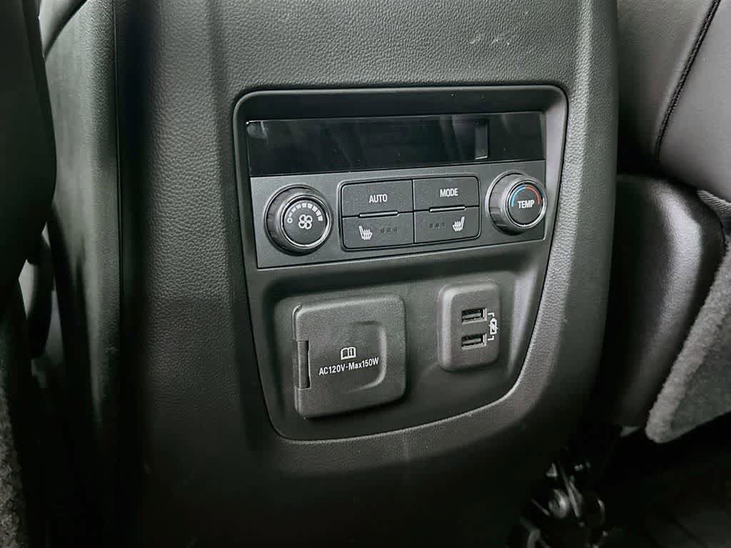 Used 2023 Buick Enclave Avenir w/ Avenir Technology Package AWD/4WD image 13