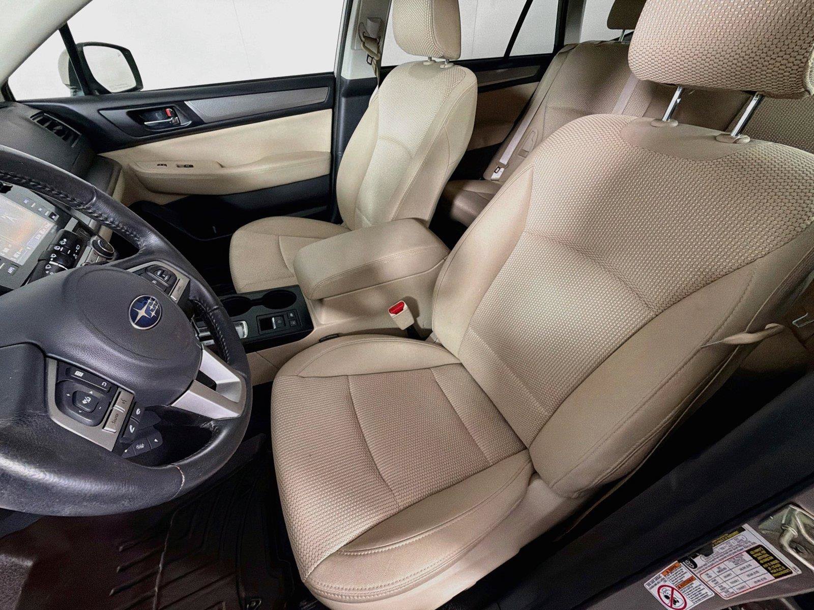 Used 2017 Subaru Outback 2.5i Premium AWD/4WD image 2
