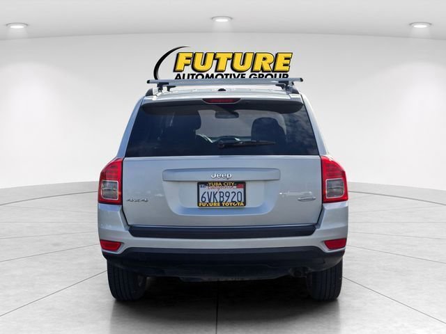 Used 2011 Jeep Compass Latitude AWD/4WD image 6