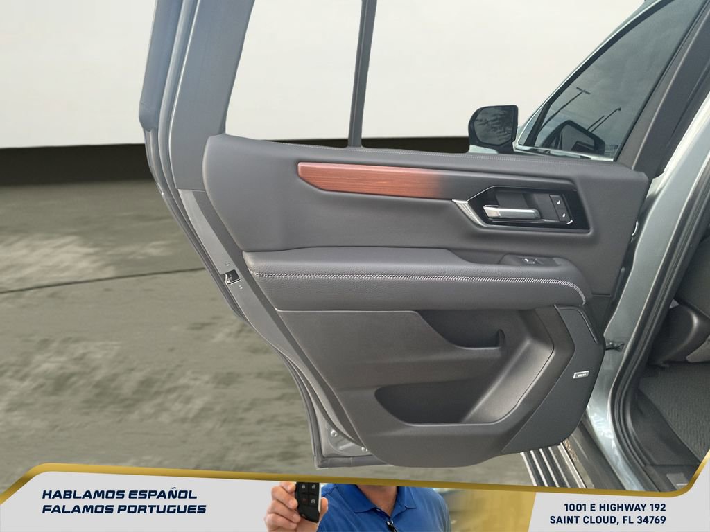 Used 2026 GMC Yukon Denali w/ Denali Reserve Package image 25