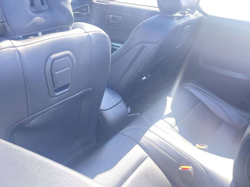 Used 2025 Ford Mustang Premium image 34