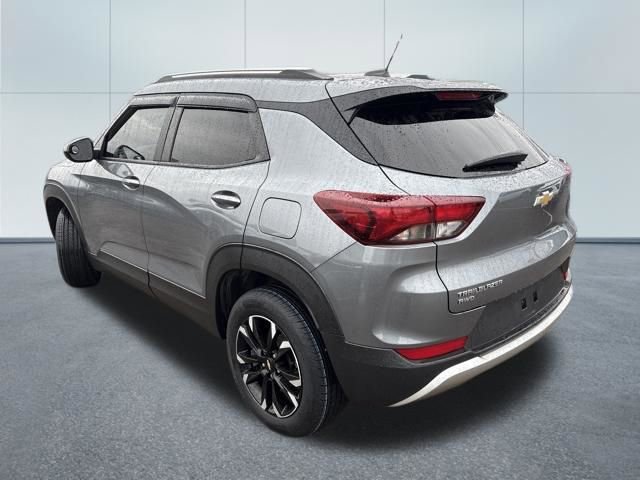 Used 2021 Chevrolet TrailBlazer LT image 2