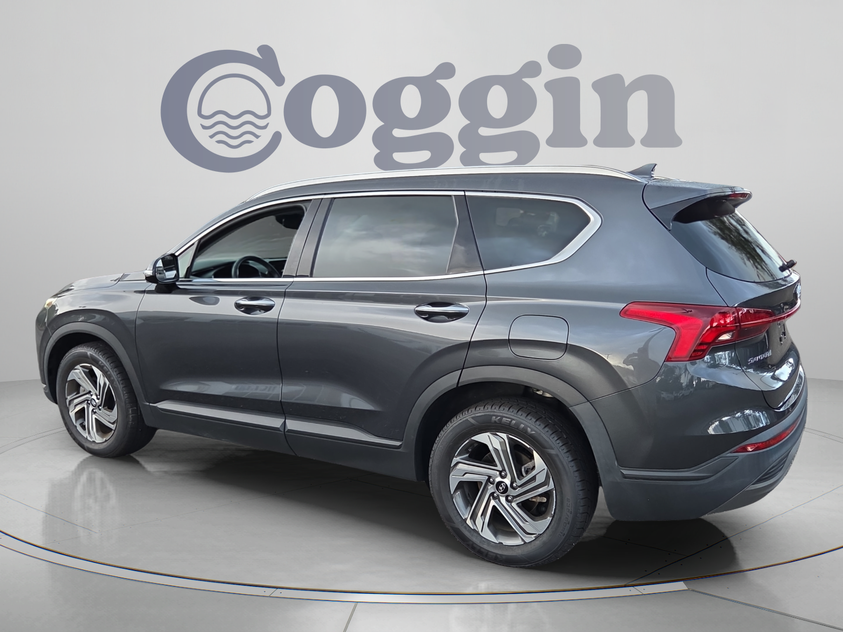 Used 2023 Hyundai Santa Fe SEL FWD image 3