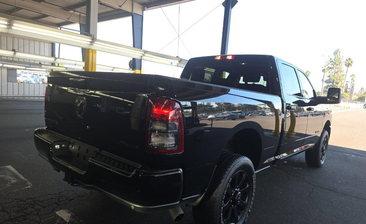 Used 2024 RAM 2500 Big Horn w/ Night Edition image 4