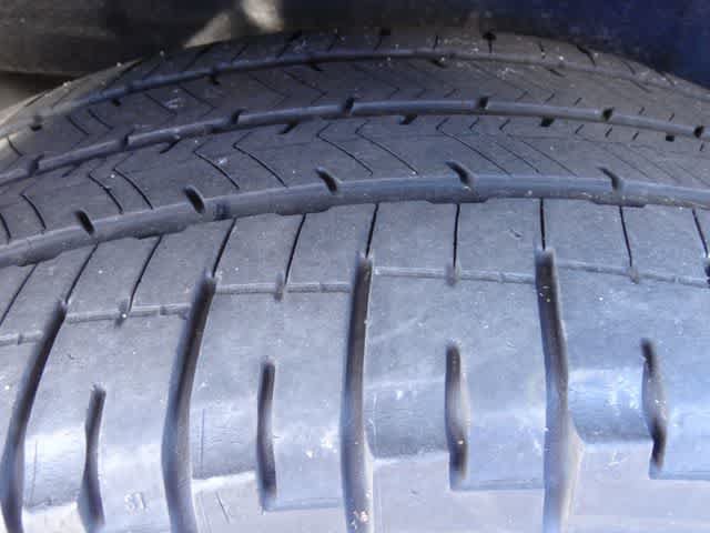 Used 2024 Ford Expedition XLT AWD/4WD image 26