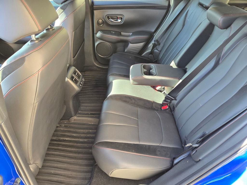 Used 2025 Acura ADX A-Spec image 7