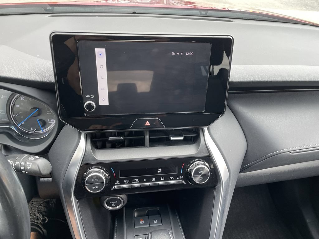 Used 2023 Toyota Venza LE AWD/4WD image 18