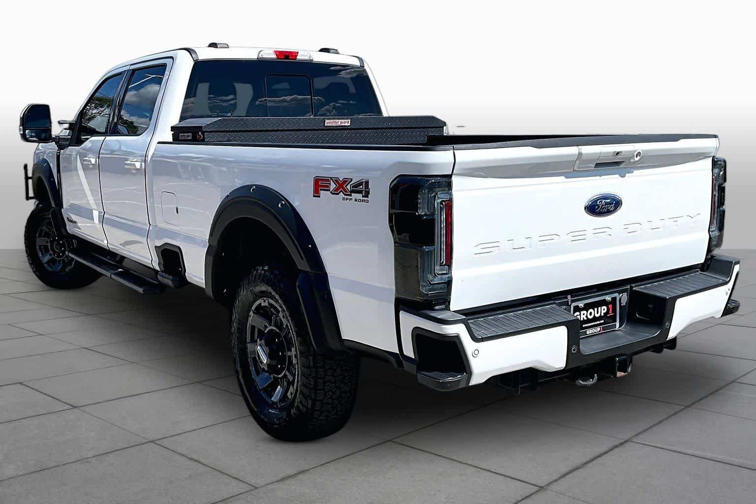 Used 2023 Ford F350 Lariat w/ Lariat Ultimate Package AWD/4WD image 12