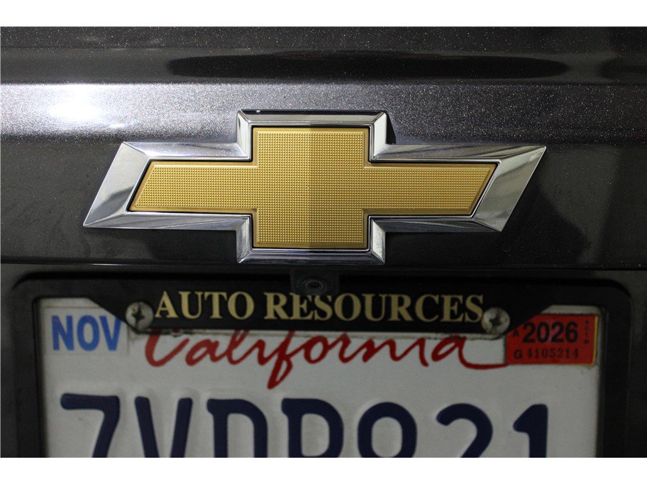 Used 2016 Chevrolet Suburban LT image 24