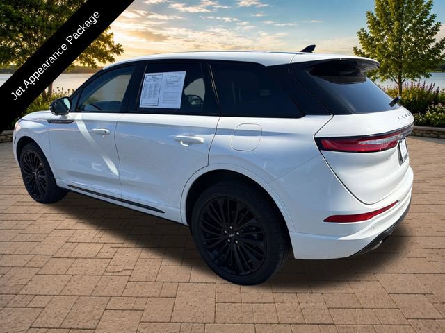 Certified 2023 Lincoln Corsair AWD w/ Equipment Group 101A image 4