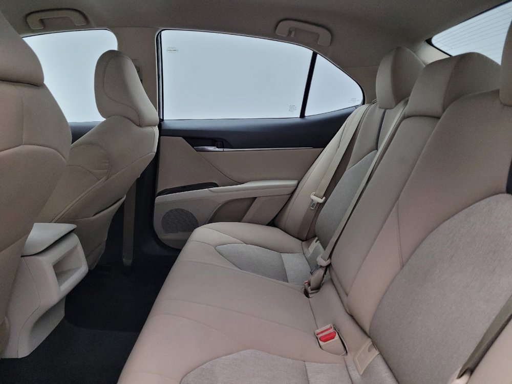 Used 2023 Toyota Camry LE image 18