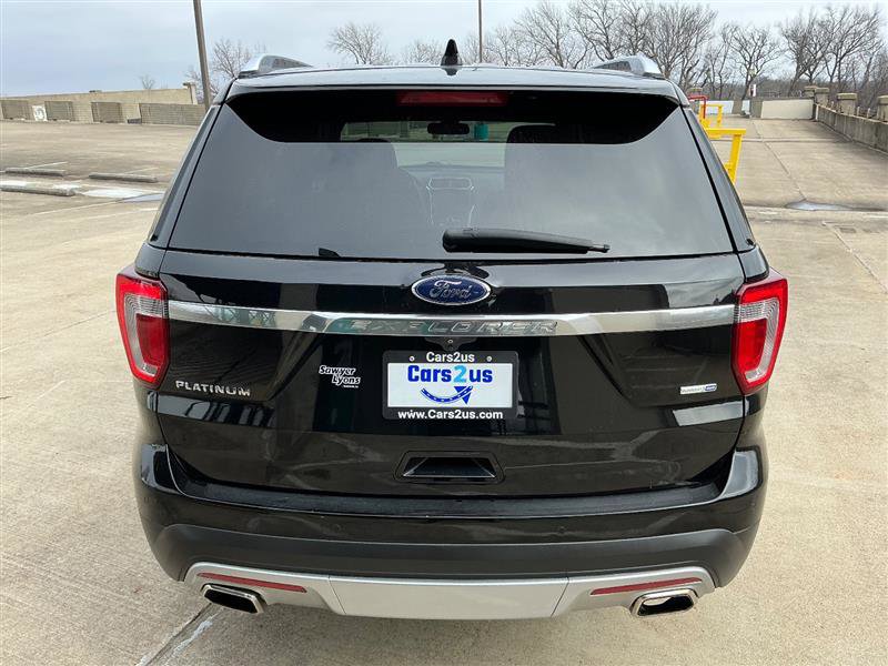 Used 2017 Ford Explorer Platinum image 5