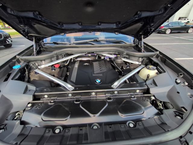 Used 2022 BMW X7 xDrive40i w/ Executive Package AWD/4WD image 27