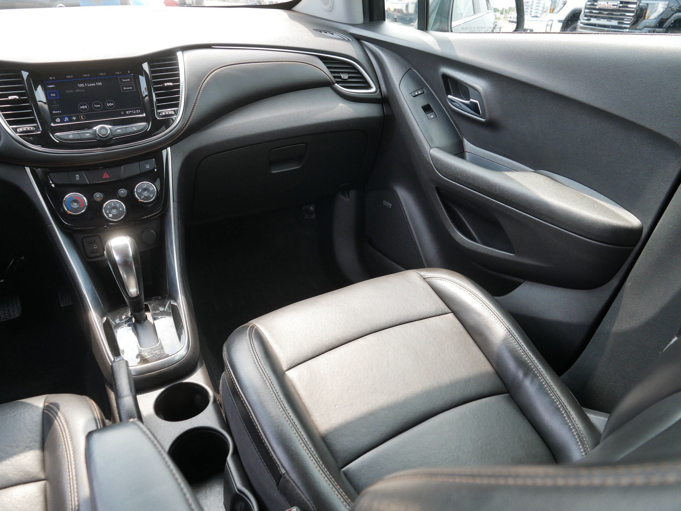 Used 2020 Chevrolet Trax Premier AWD/4WD image 11