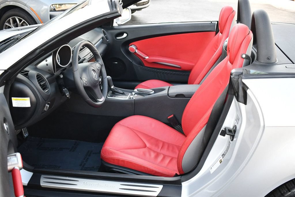 Used 2009 Mercedes-Benz SLK 300 image 51