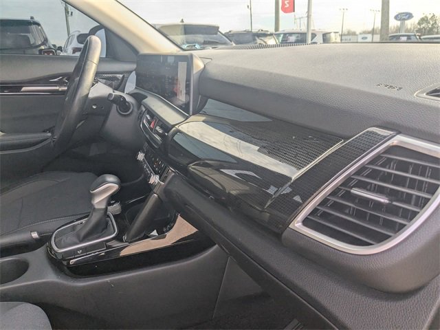 Used 2024 Kia Seltos S image 35