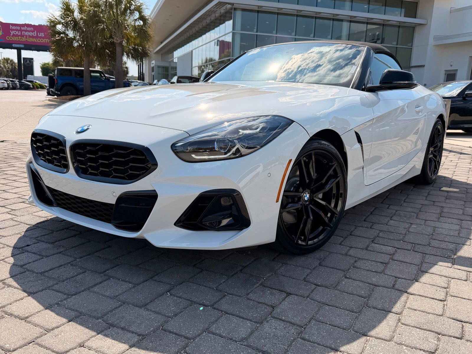 New 2026 BMW Z4 sDrive30i w/ Premium Package RWD image 1