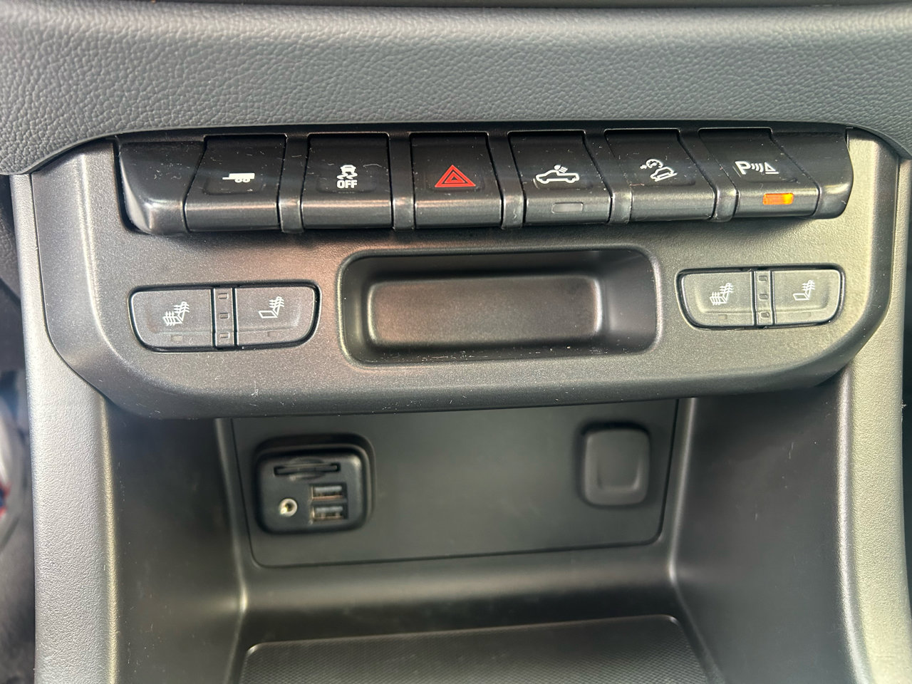 Used 2022 Chevrolet Colorado Z71 image 16