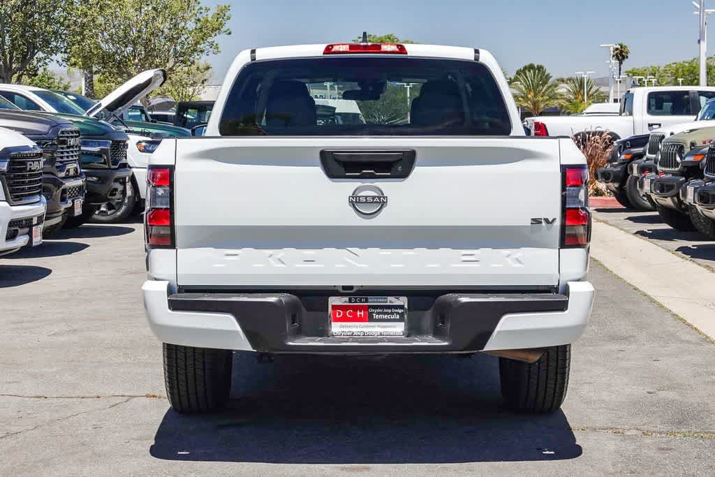 Used 2023 Nissan Frontier SV RWD image 5