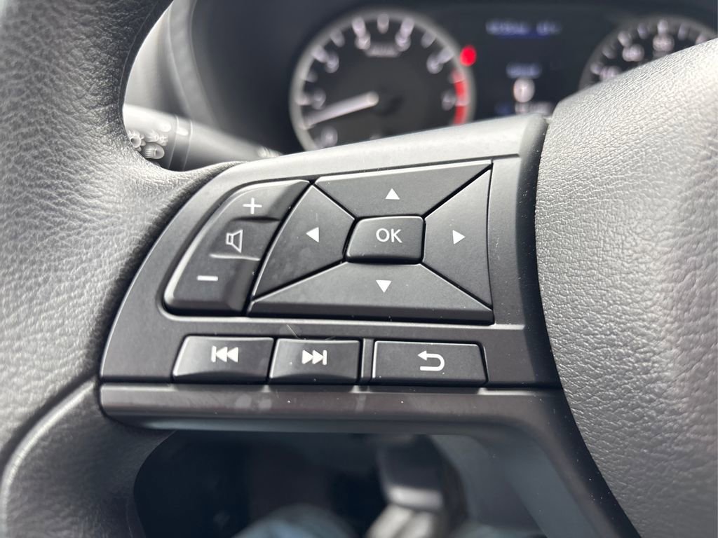 Used 2025 Nissan Sentra S image 26