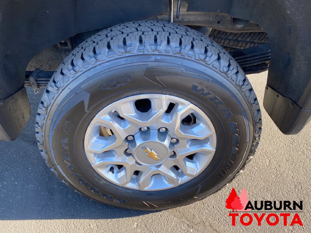 Used 2024 Chevrolet Silverado 2500 LTZ AWD/4WD image 22