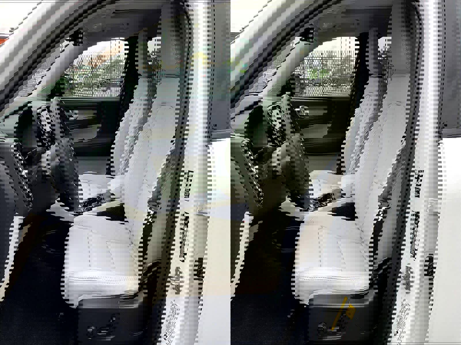 New 2026 Volvo XC40 B4 Plus w/ Climate Package image 11