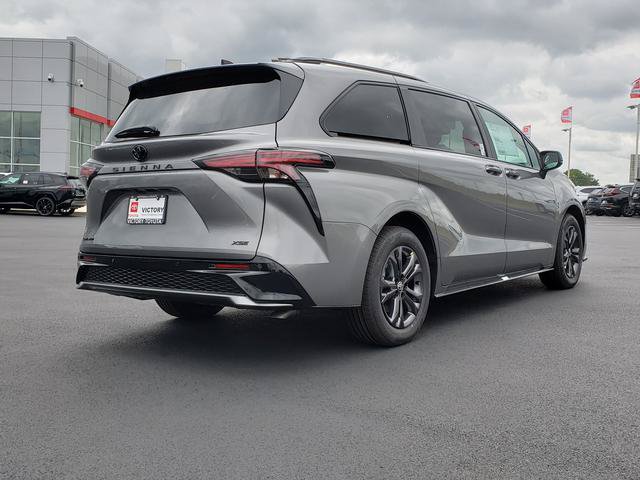 New 2026 Toyota Sienna XSE AWD/4WD image 5
