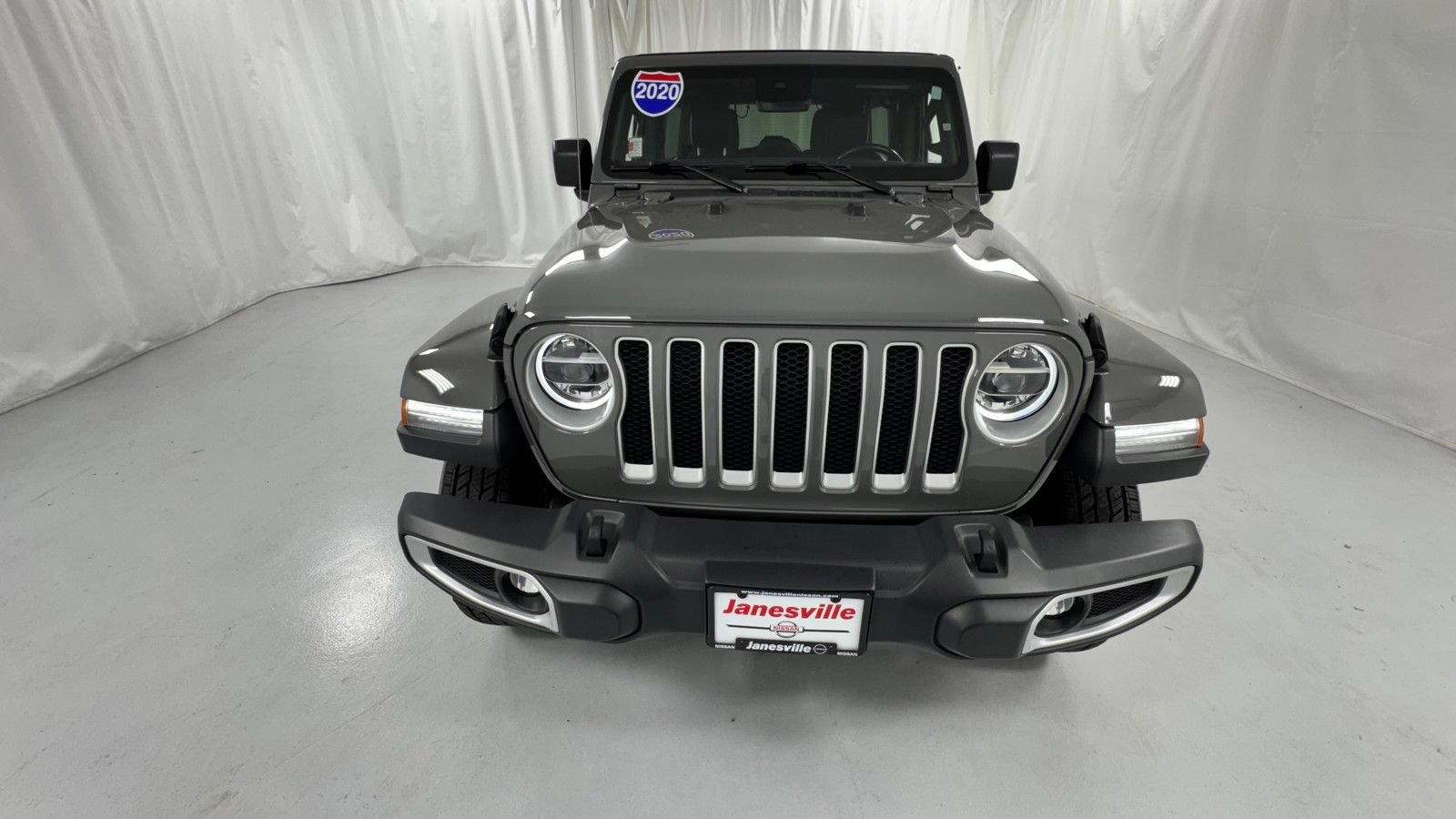 Used 2020 Jeep Wrangler Unlimited Sahara AWD/4WD image 8
