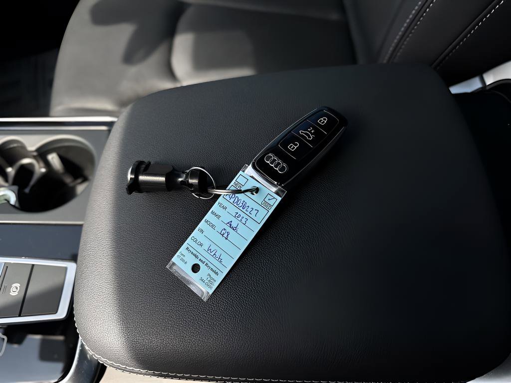 Used 2023 Audi Q8 Premium Plus AWD/4WD image 29
