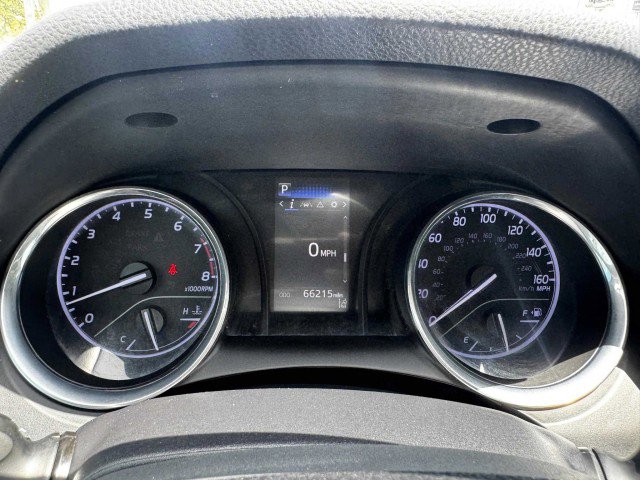 Used 2019 Toyota Camry SE image 20