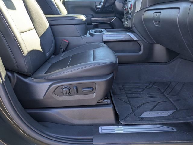 Used 2023 Chevrolet Silverado 3500 LTZ w/ LTZ Convenience Package image 37