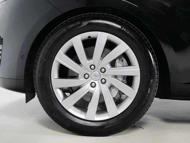 Used 2023 Land Rover Range Rover SE AWD/4WD image 9