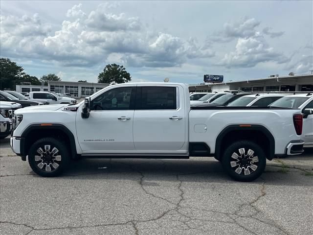 New 2026 GMC Sierra 2500 Denali w/ Denali Reserve Package AWD/4WD image 7