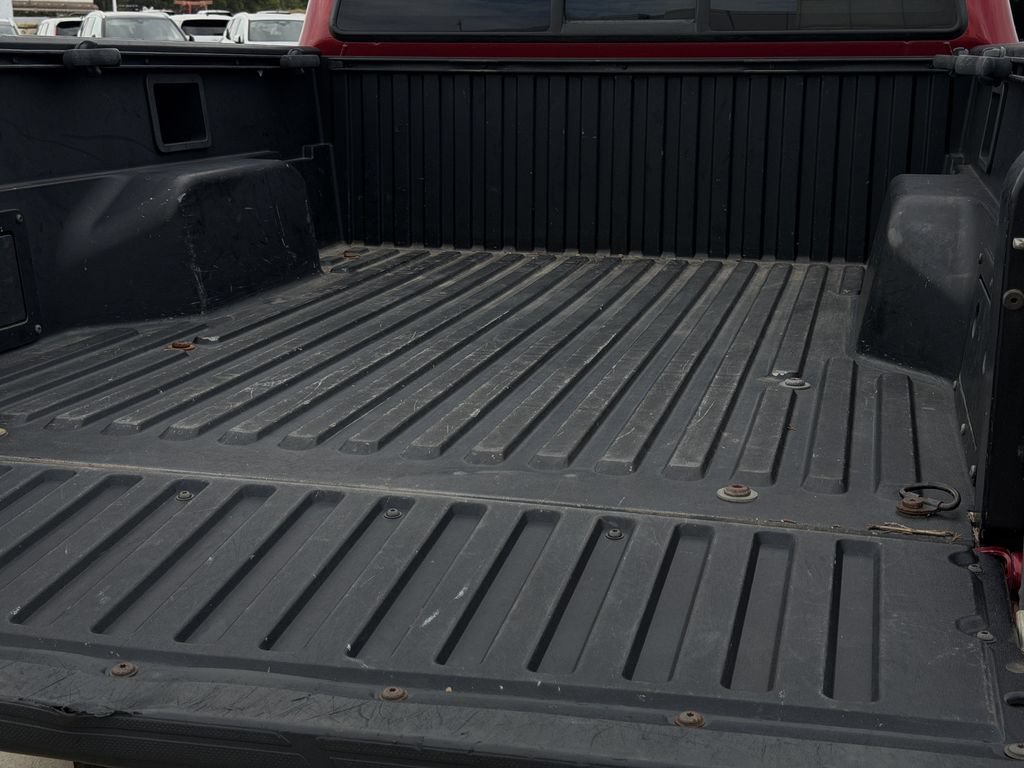 Used 2005 Toyota Tacoma 4x4 Double Cab w/ SR5 Pkg #8 image 25