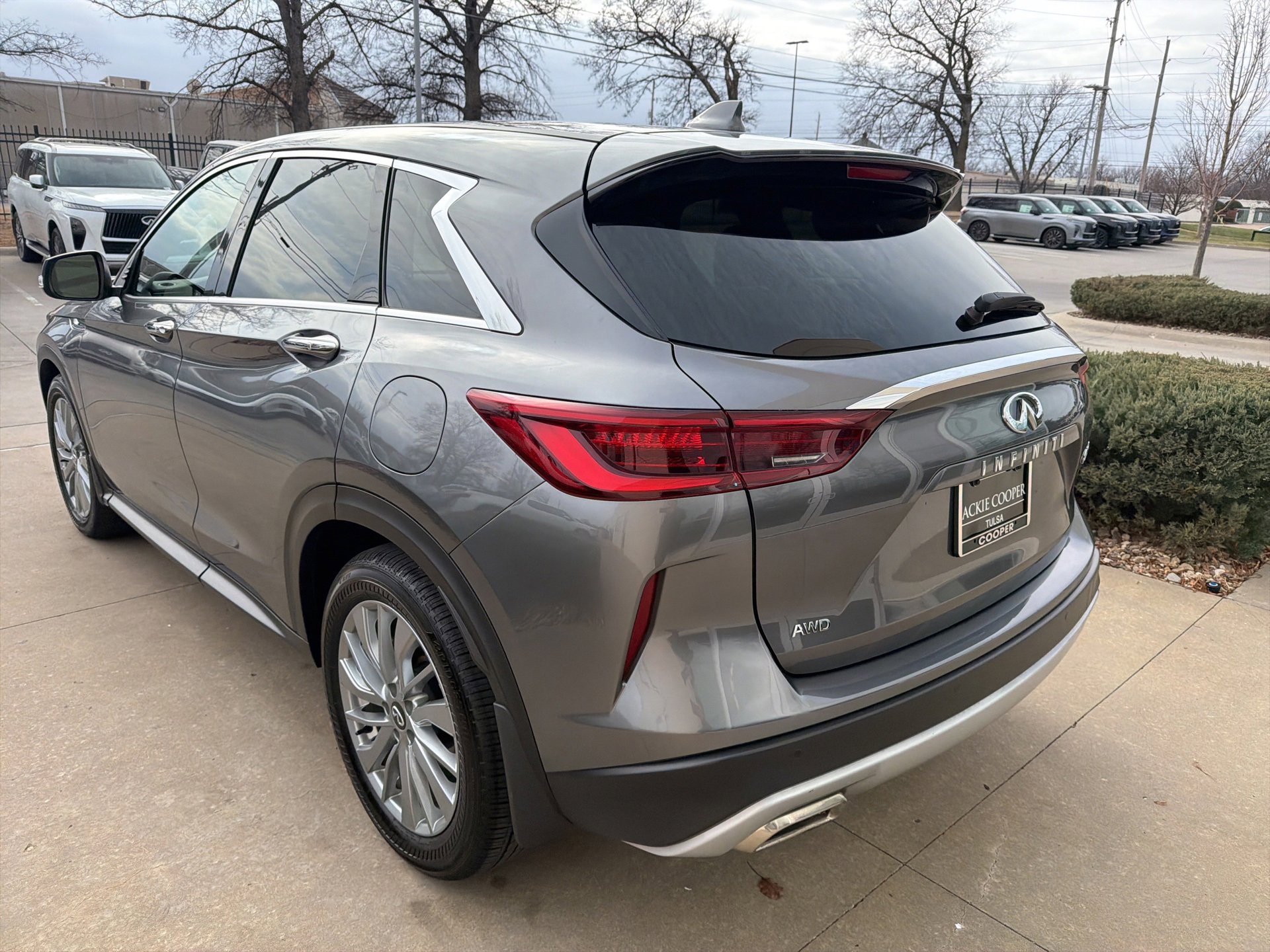 Certified 2025 INFINITI QX50 Pure image 4