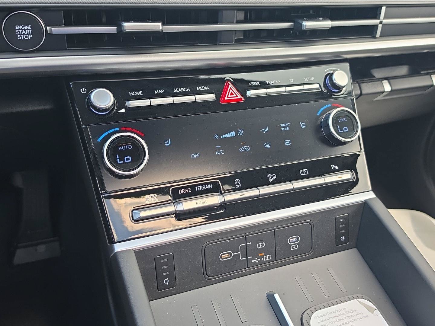 New 2026 Hyundai Santa Fe XRT AWD/4WD image 16