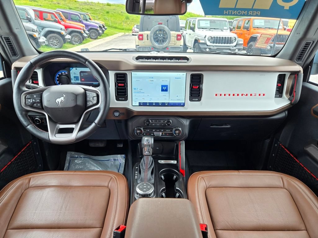 Used 2023 Ford Bronco Heritage Edition AWD/4WD image 15
