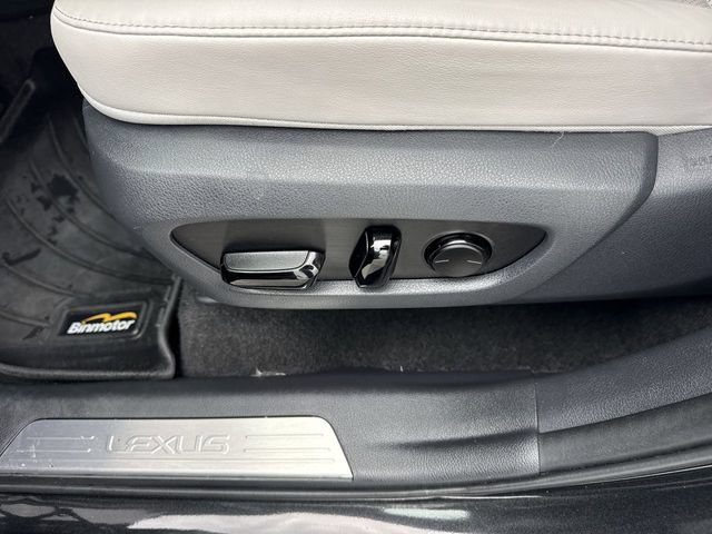 Certified 2024 Lexus TX 350 FWD w/ Cold Weather Package image 12