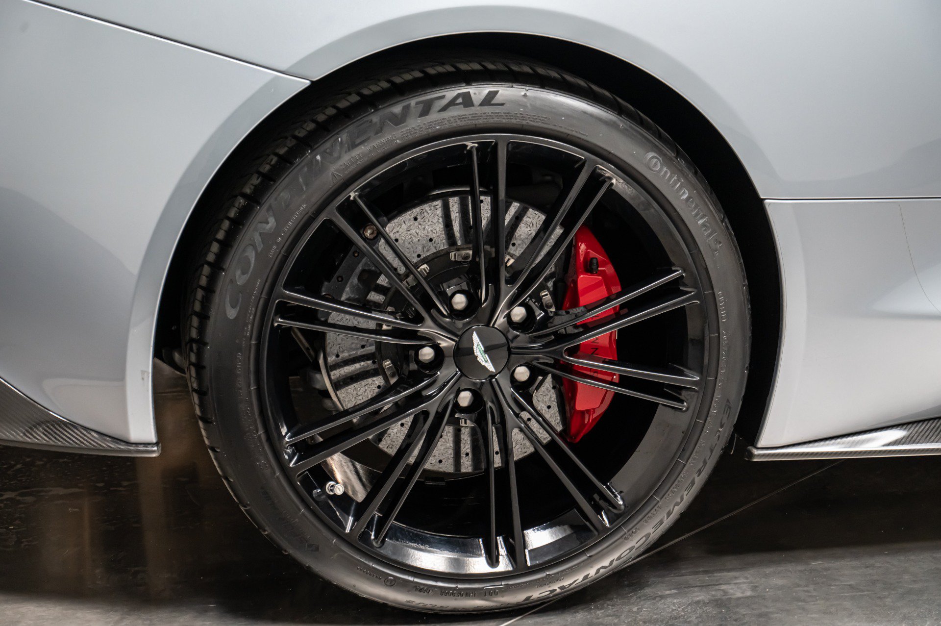 Used 2014 Aston Martin Vanquish Coupe RWD image 53