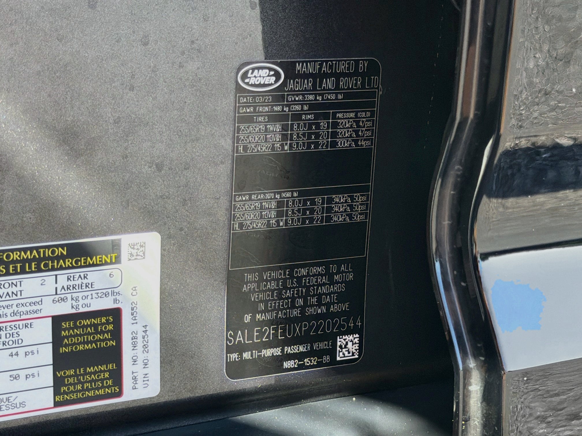 Used 2023 Land Rover Defender 130 X-Dynamic SE AWD/4WD image 46