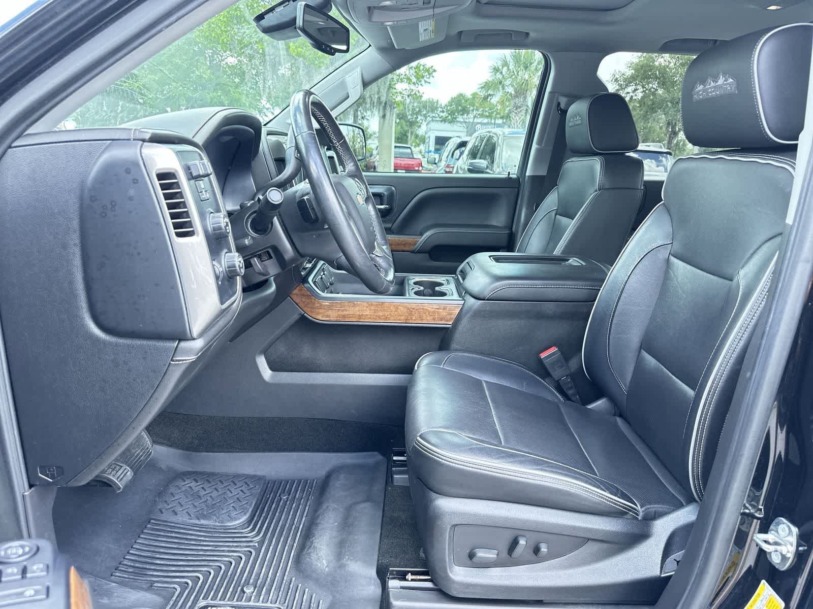 Used 2018 Chevrolet Silverado 1500 High Country AWD/4WD image 13