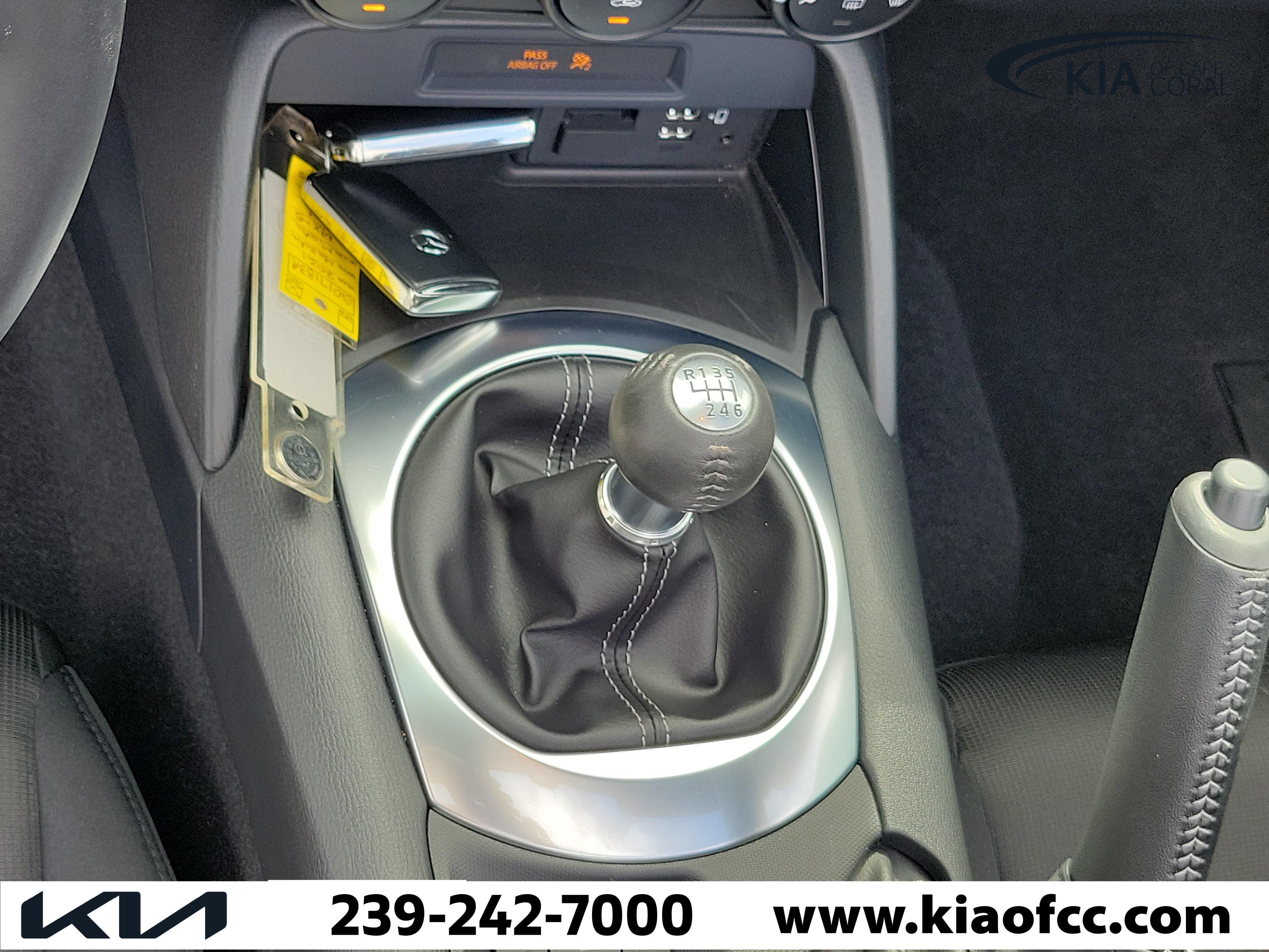 Used 2021 MAZDA MX-5 Miata Sport RWD image 21