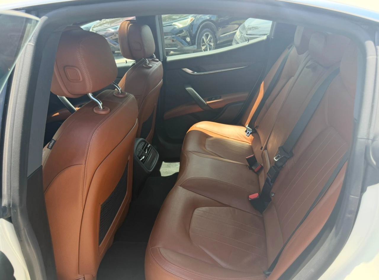 Used 2017 Maserati Ghibli S RWD image 25