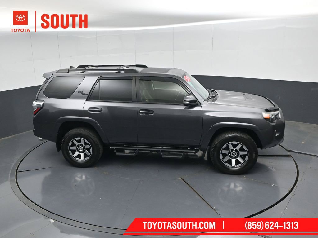 Used 2019 Toyota 4Runner TRD Off-Road Premium AWD/4WD image 47