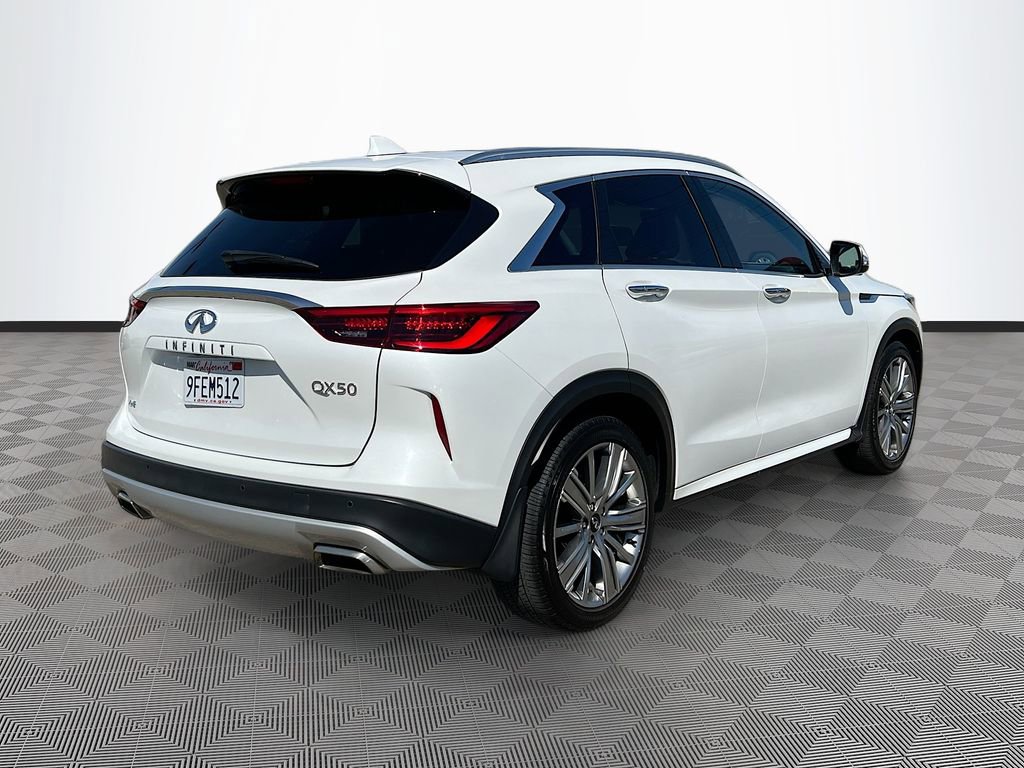 Used 2023 INFINITI QX50 Sensory image 7